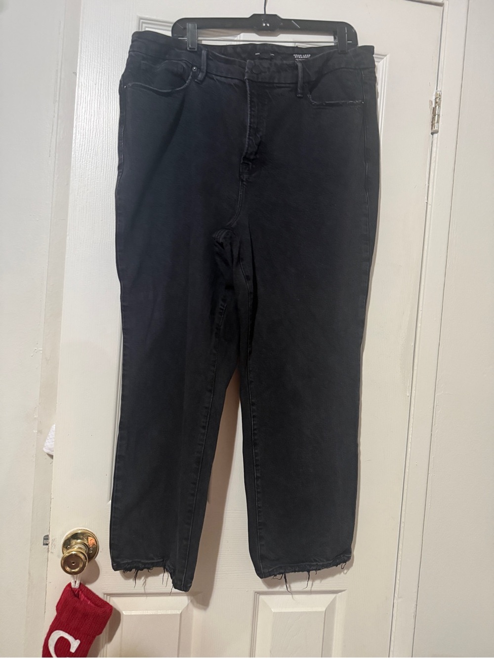 Good American Black Straight Leg High-Rise Jeans